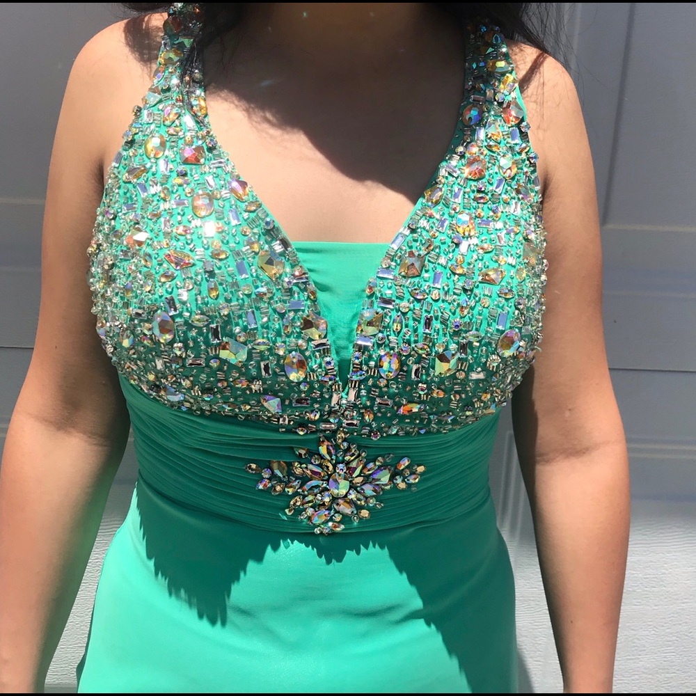 Prom Dress - Picture 2 of 5